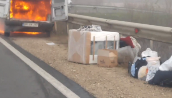 Detalii despre mijlocul de transport care s-a aprins pe traseu în apropiere de Peresecina